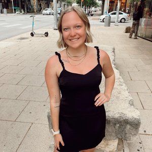 Meet your Posher, Abby